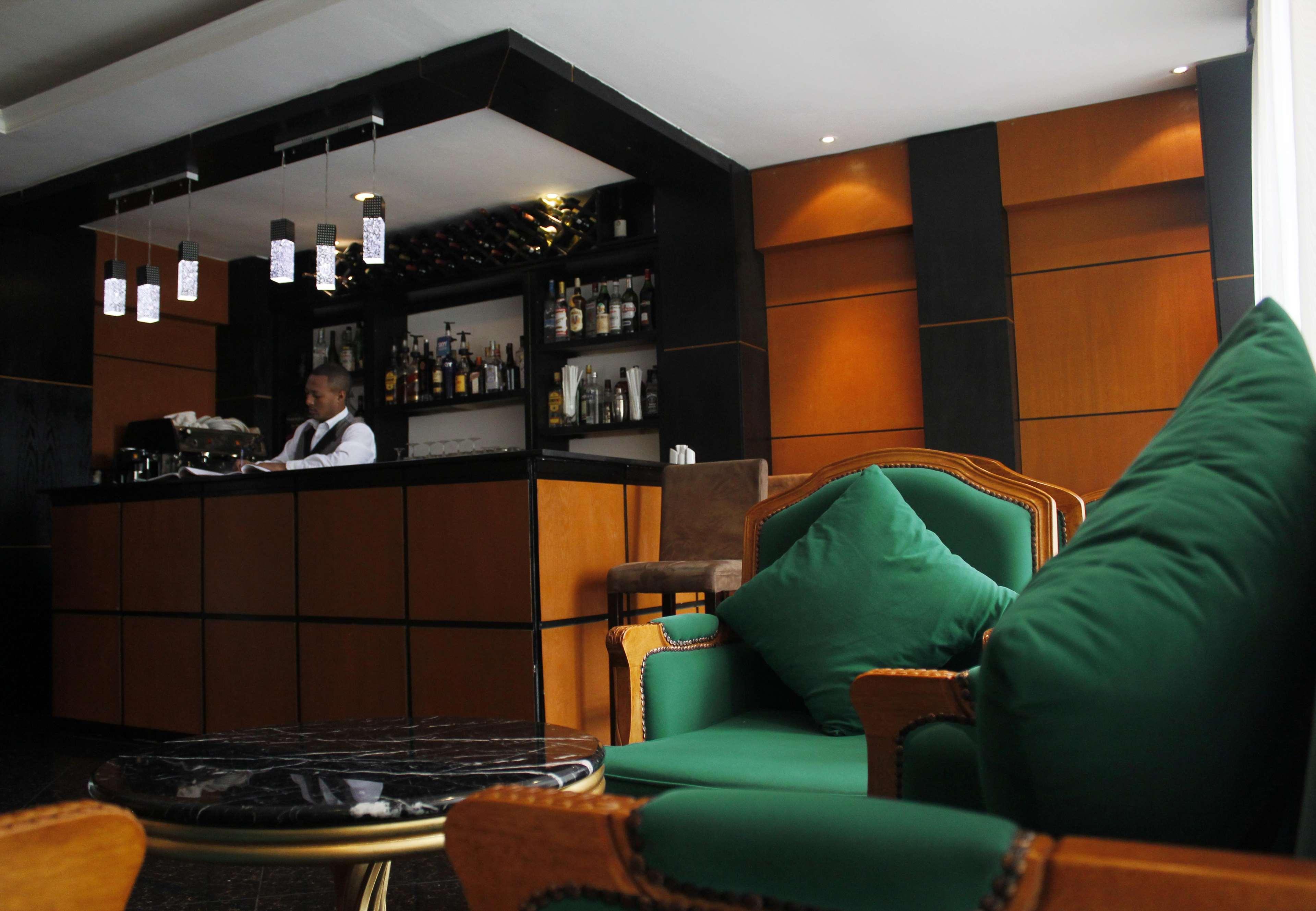Ambassador Hotel Αντίς Αμπέμπα Εξωτερικό φωτογραφία